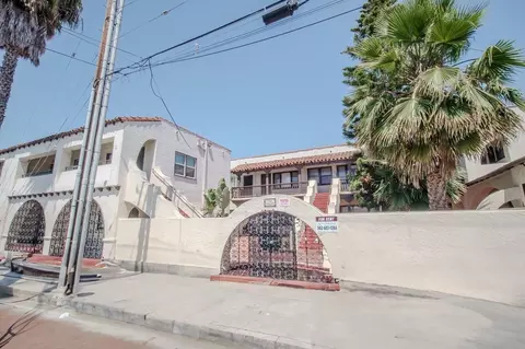 1810 E 7th St, Long Beach, CA 90813
