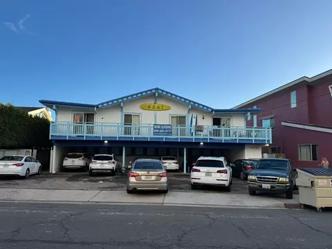 6561 Del Playa Dr, Isla Vista, CA 93117