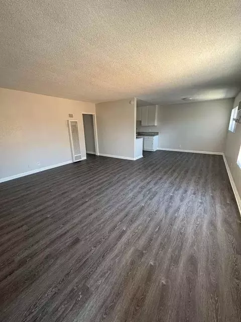2070 S Mountain View Ave, Anaheim, CA 92802