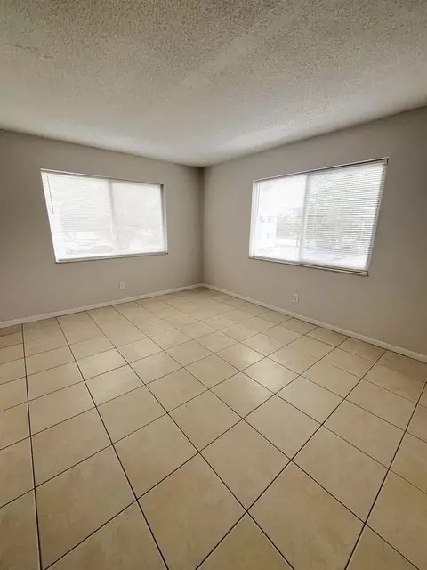405 SE 20th Ave, Boynton Beach, FL 33435