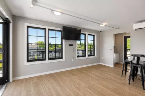 2210 Wisconsin Ave NW, Washington, DC 20007 photo 20
