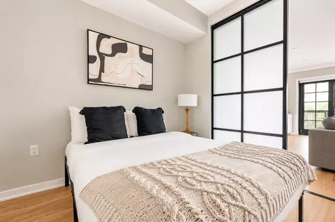 2210 Wisconsin Ave NW, Washington, DC 20007 photo 9