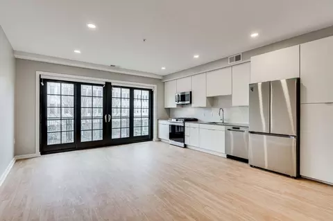 2210 Wisconsin Ave NW, Washington, DC 20007