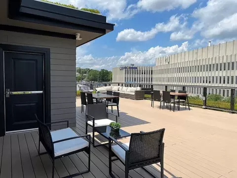 2210 Wisconsin Ave NW, Washington, DC 20007 photo 16