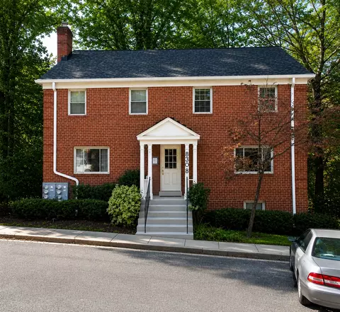 8308 Roanoke Ave, Takoma Park, MD 20912