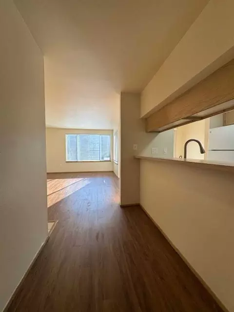 4850 California Ave SW, Seattle, WA 98116