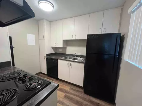 1800 Gina Dr, Oxnard, CA 93030