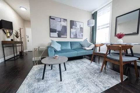 200 E 11th St, New York, NY 10003