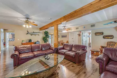8551 W Miss Maggie Dr, Homosassa, FL 34448