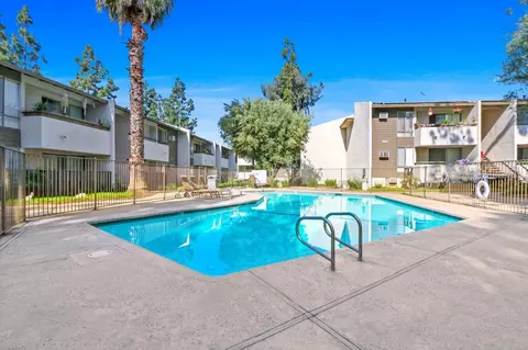 18537 E Arrow Hwy, Covina, CA 91722