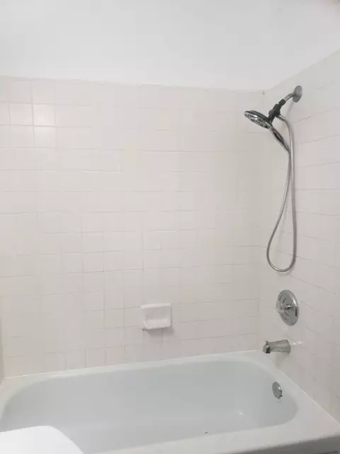 2910 E Huntington Blvd, Fresno, CA 93721