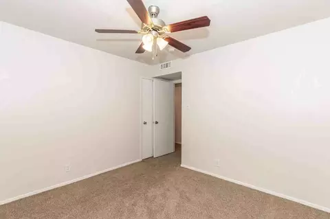 807 S Main St, Euless, TX 76040 photo 34