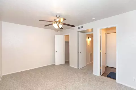 807 S Main St, Euless, TX 76040 photo 23