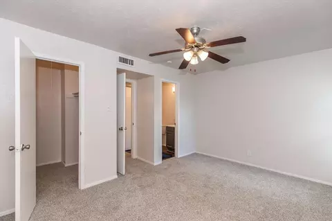 807 S Main St, Euless, TX 76040 photo 26