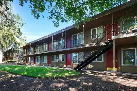 3515 SW 87th Ave And 3485 Sw 87th Ave, Cedar Hills, OR 97225