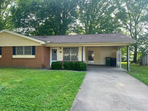 804 S 21st St, Rogers, AR 72758