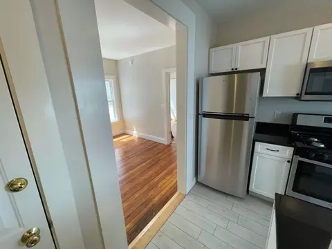 180 Grant St, Portland, ME 04101