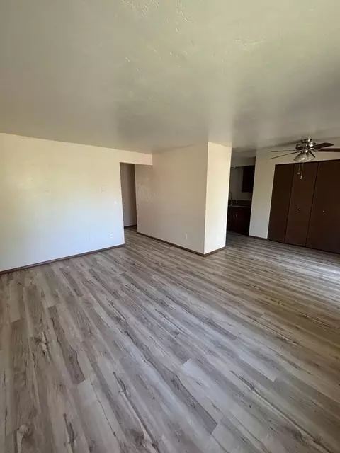 90 Hansard Ave, Lebanon, OR 97355