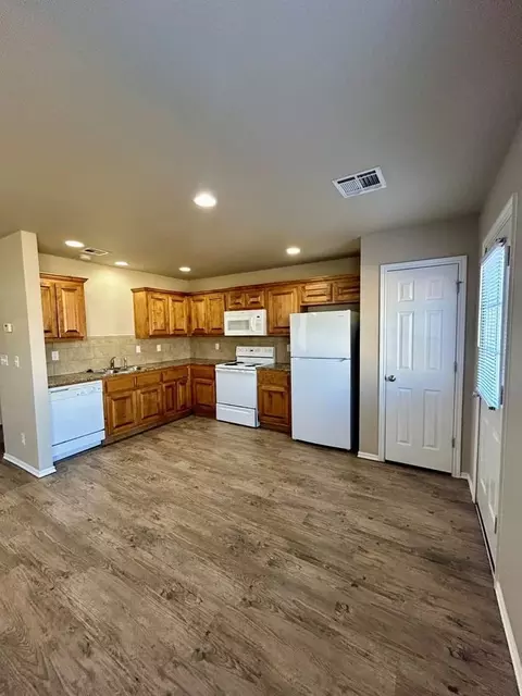947949 River Xing, Catoosa, OK 74015