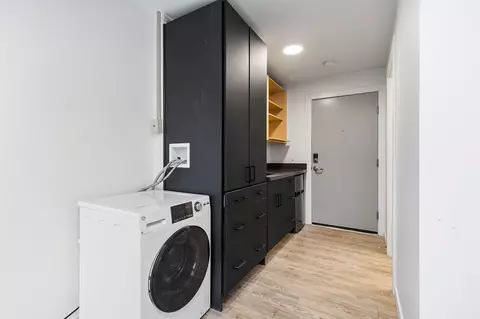 1503 NW 59th St, Seattle, WA 98107