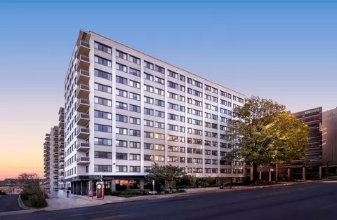 8811 Colesville Rd, Silver Spring, MD 20910 photo 5