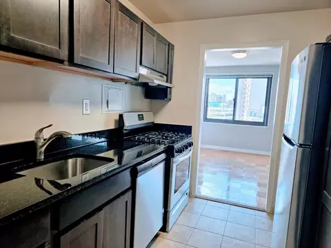 8811 Colesville Rd, Silver Spring, MD 20910 photo 31