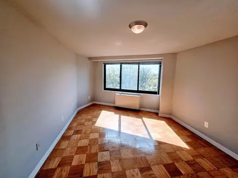 8811 Colesville Rd, Silver Spring, MD 20910 photo 25