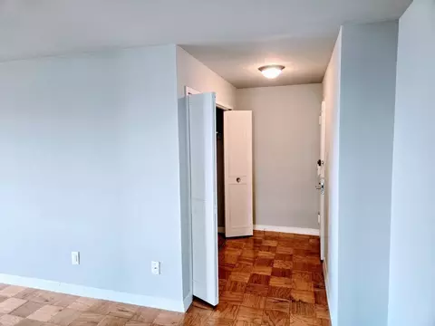8811 Colesville Rd, Silver Spring, MD 20910 photo 38