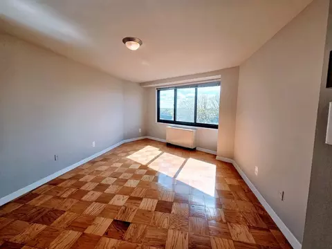 8811 Colesville Rd, Silver Spring, MD 20910 photo 26