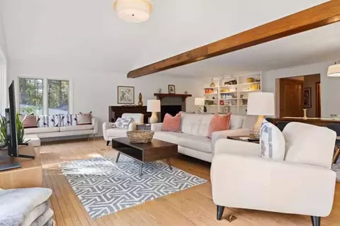 90 Hidden Brook Dr, Hendersonville, NC 28739