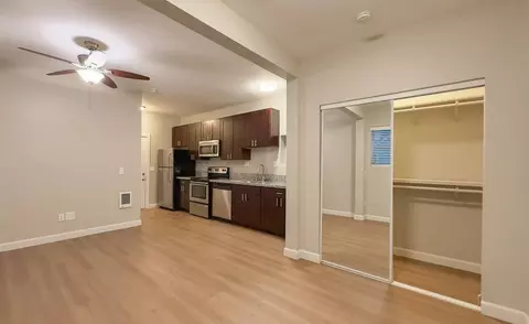 1028 14th St, San Diego, CA 92101