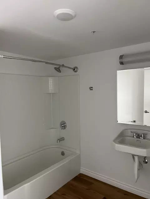 321 E Florence Ave, Los Angeles, CA 90003 photo 4