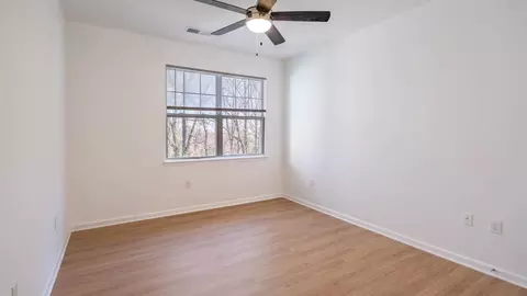 4411 Dixie Hill Rd, Fairfax, VA 22030 photo 11