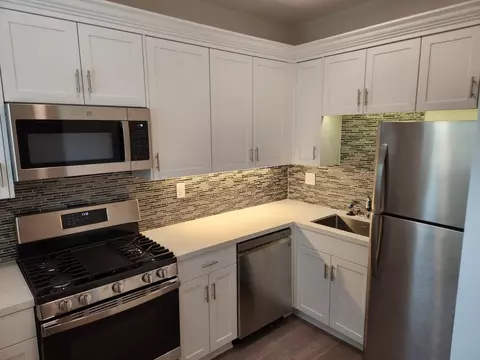 302 Thorn St, San Diego, CA 92103