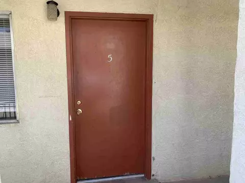 1419 Girard Blvd NE, Albuquerque, NM 87106