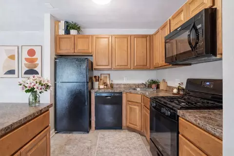 1 Duke Of Windsor Ct, Lochearn, MD 21207