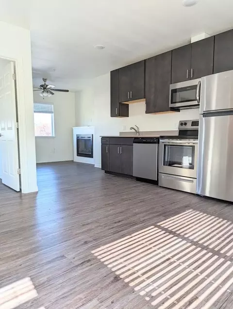 6006 SE 53rd Ave, Portland, OR 97206