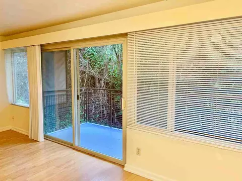 1700 Taylor Ave N, Seattle, WA 98109