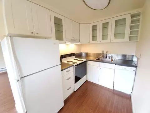 1700 Taylor Ave N, Seattle, WA 98109