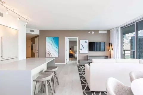 2721 E Hallandale Beach Blvd, Hollywood, FL 33019