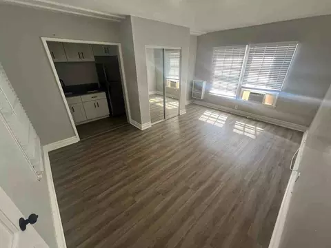 851 S Kenmore Ave, Los Angeles, CA 90005