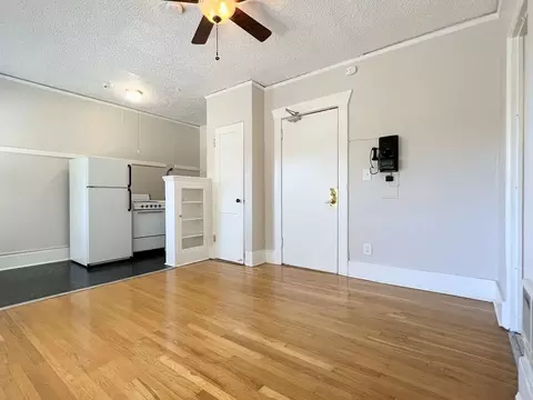 2345 NW Marshall St, Portland, OR 97210