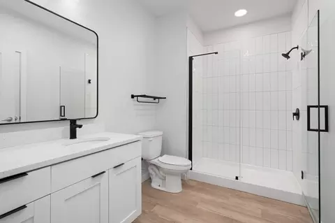 300 E 5th Ave, Columbus, OH 43201 photo 44