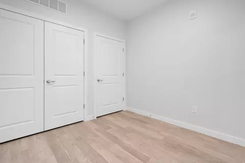300 E 5th Ave, Columbus, OH 43201 photo 32