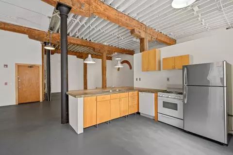 1622 Vine St, Cincinnati, OH 45202 photo 3