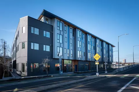 3255 SE 17th Ave, Portland, OR 97202