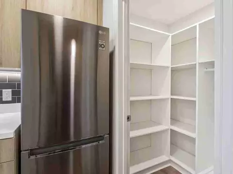 401 N Pass Ave, Burbank, CA 91505 photo 29