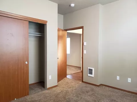 551 E 14th Ave, Eugene, OR 97401 photo 3
