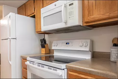 978 E South Union Ave, Midvale, UT 84047