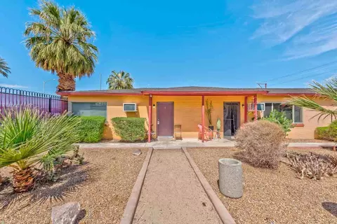 210 N 10th St, Las Vegas, NV 89101